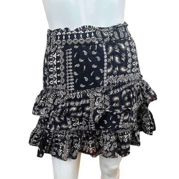 Free People Dresses & Skirts - Free People Melissa Muslin Cotton Black & Beige Paisley Tiered Mini Skirt XS